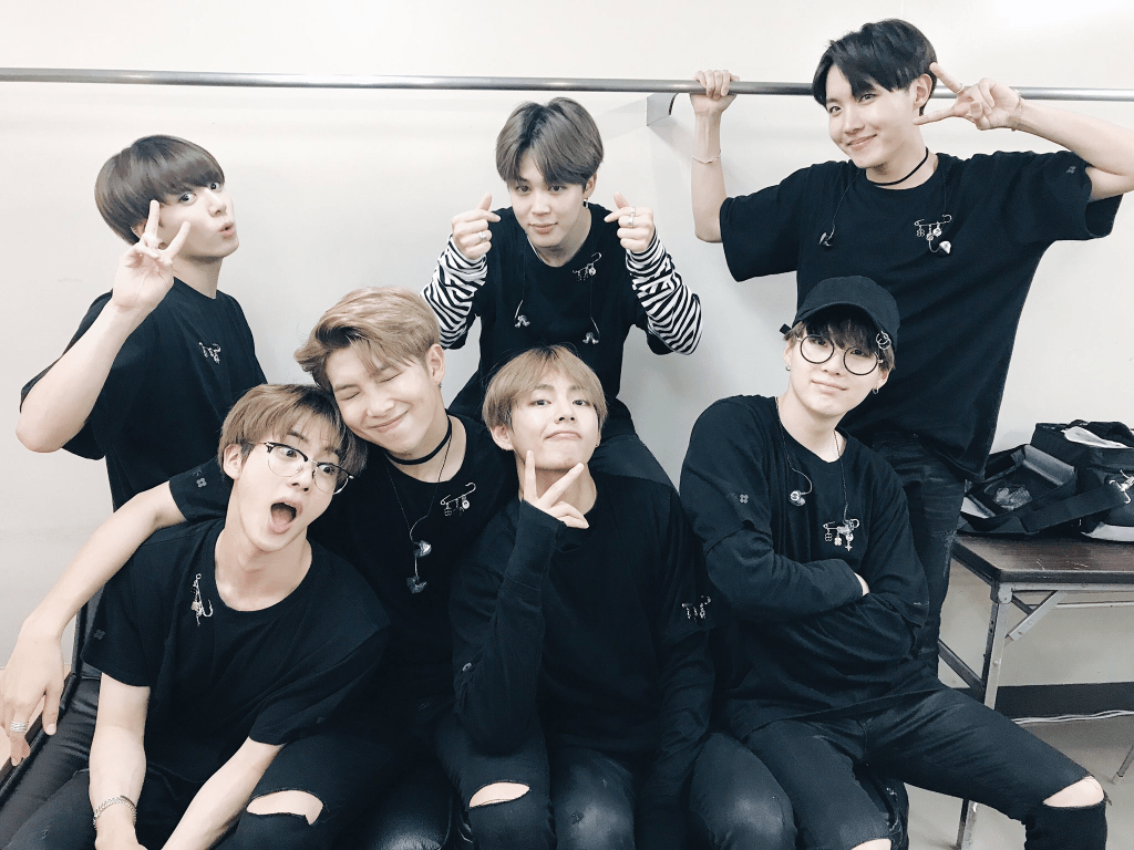 دانلود برنامه Run BTS Season 3 1 دانلود برنامه Run BTS Season 3
