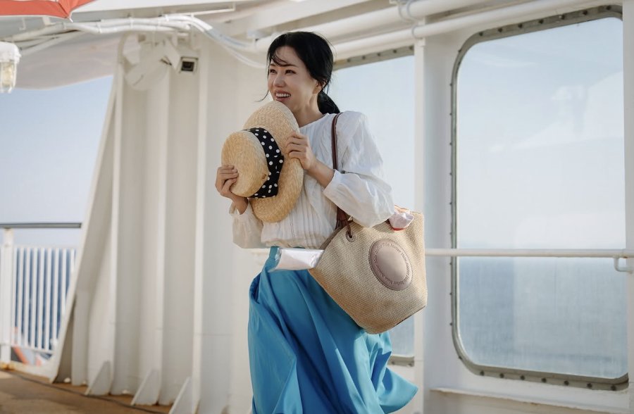 دانلود فیلم کره ای چشم خانم: سفر به سلامت | فیلم OK! Madam: Bon Voyage 2026